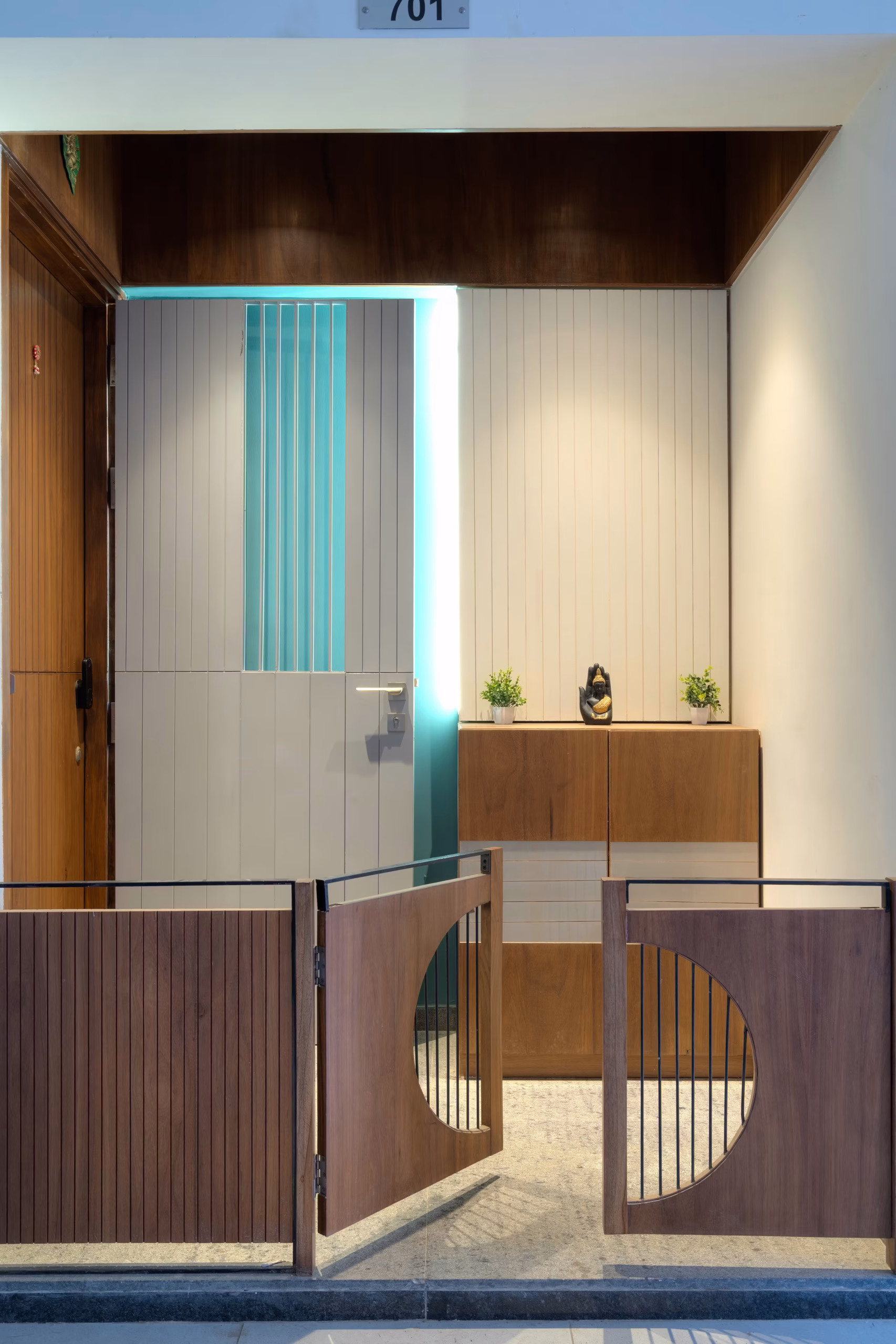 designer-entrance-foyer-with-safety-gate