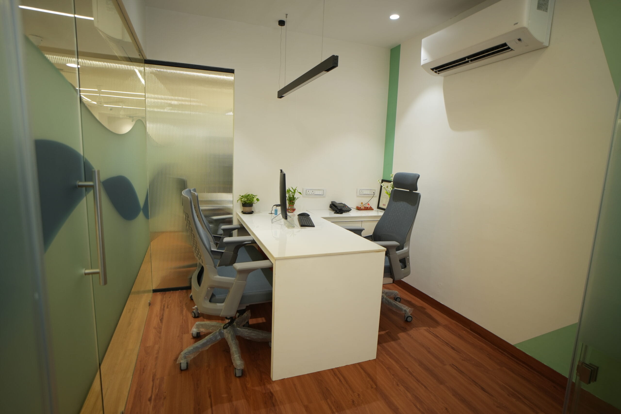 executive-cabin-interior-shivalik-shilp.