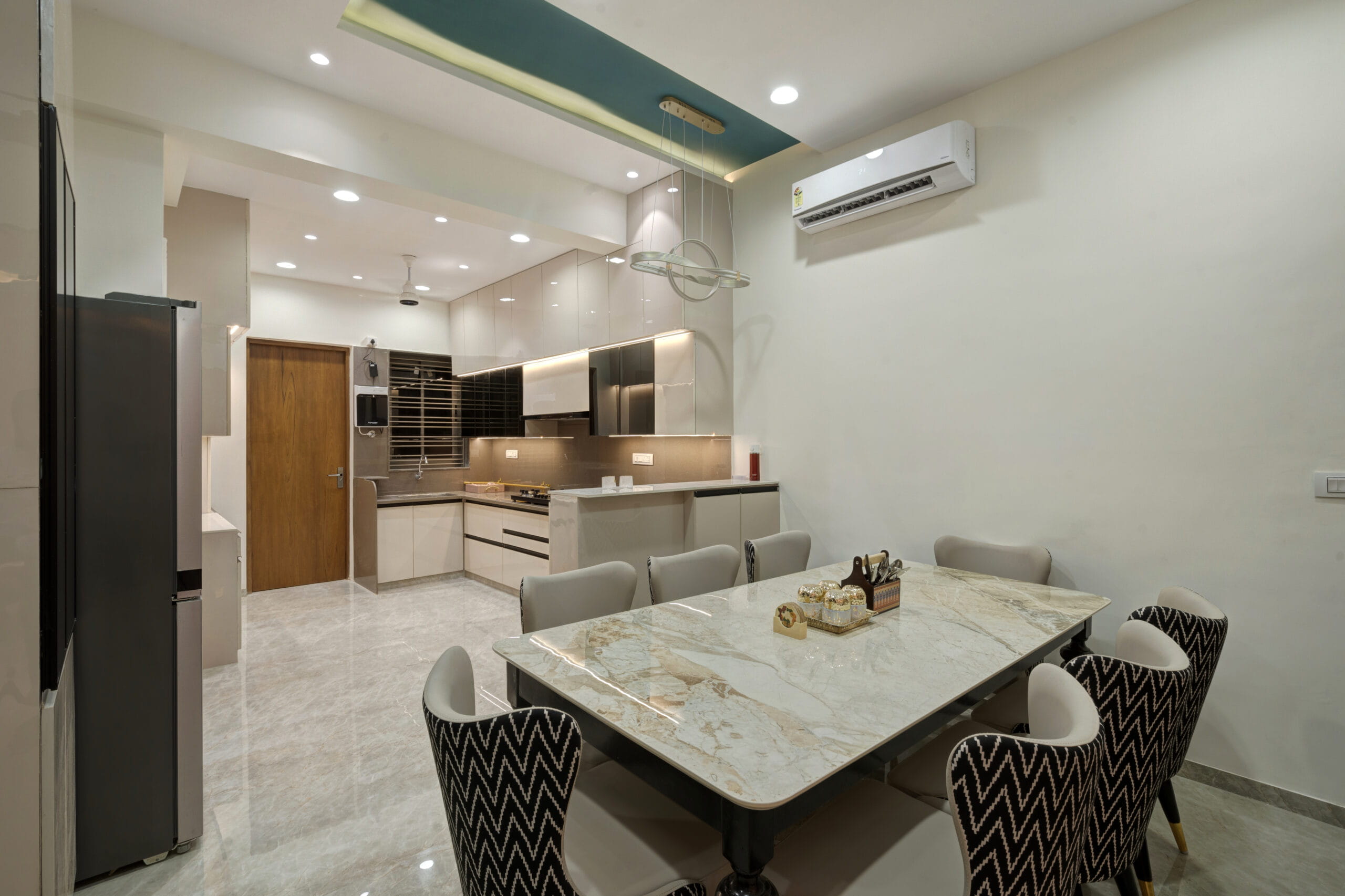 modern-dining-and-kitchen-ahmedabad.