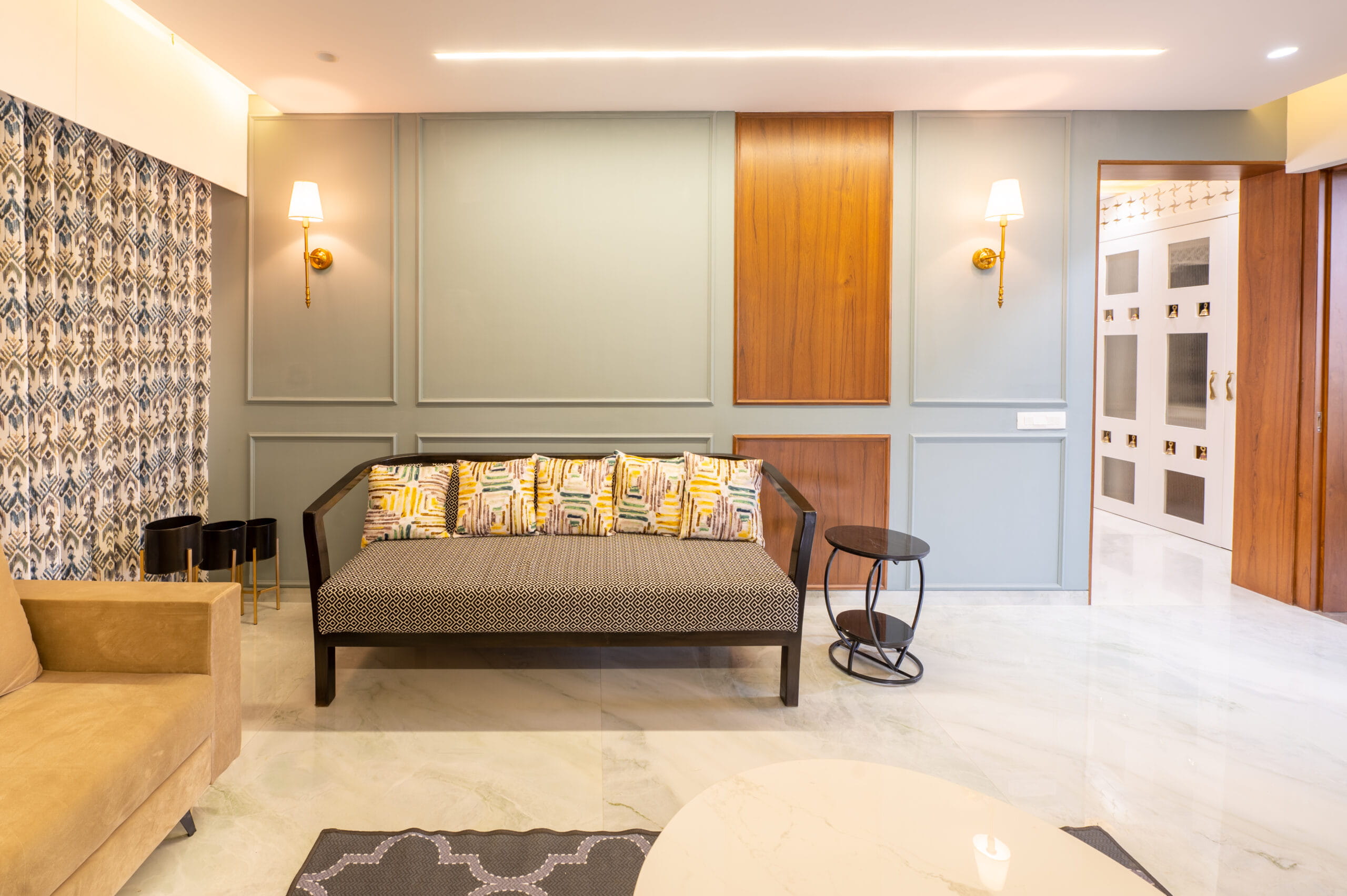 classic-living-room-interior-ahmedabad