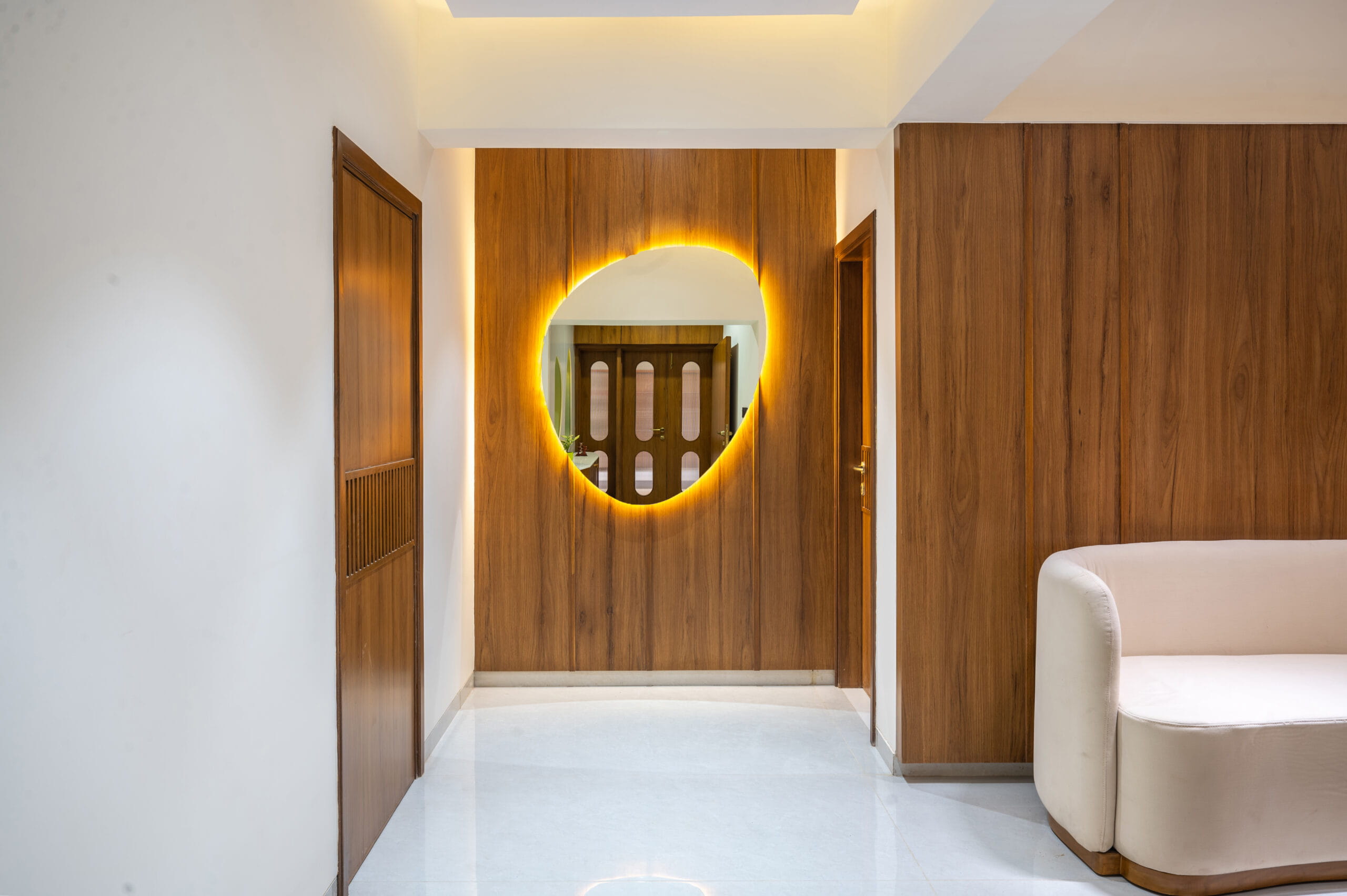 luxury-apartment-entrance-viceroy-1.