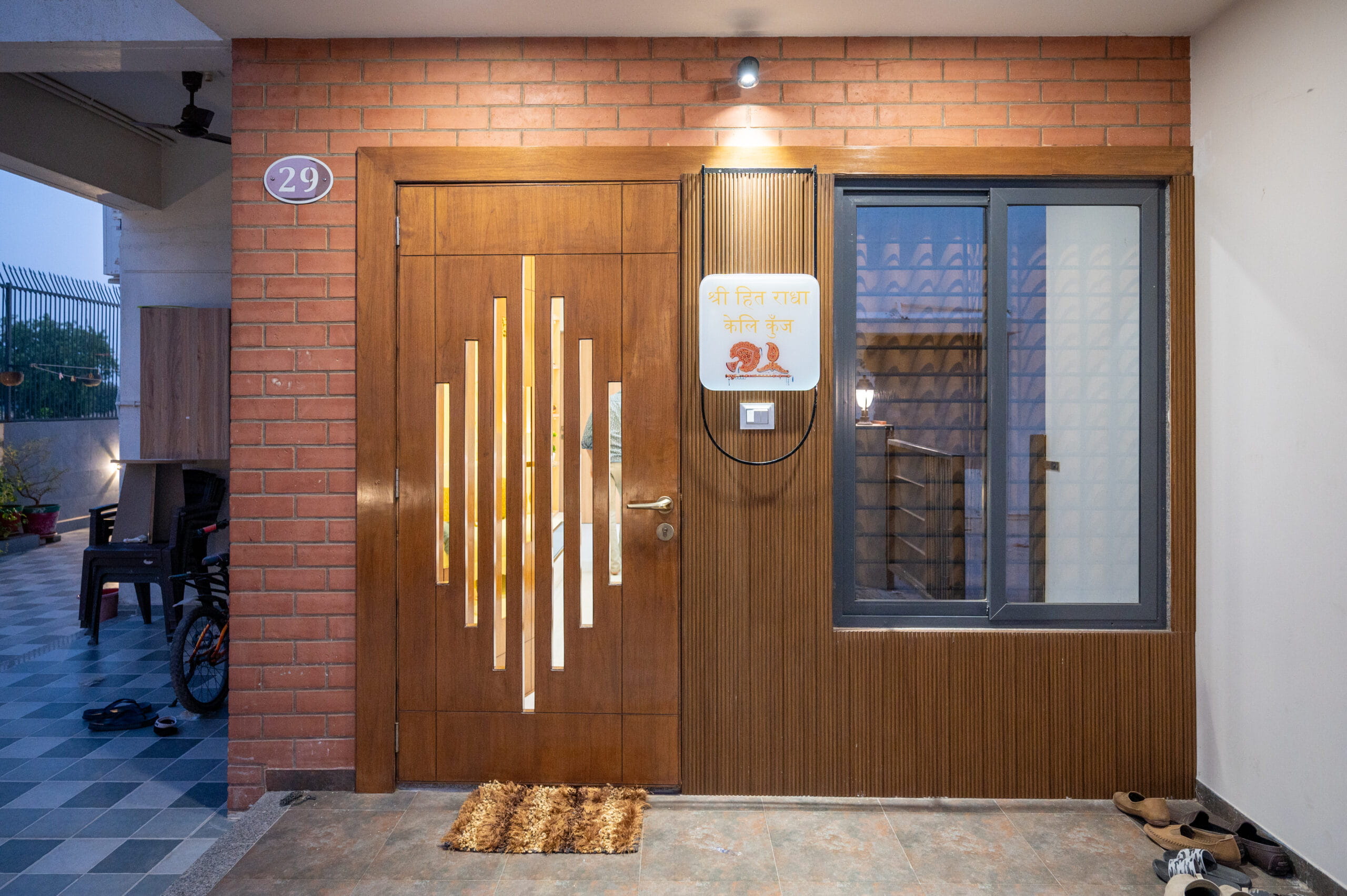 luxury-apartment-entrance-viceroy