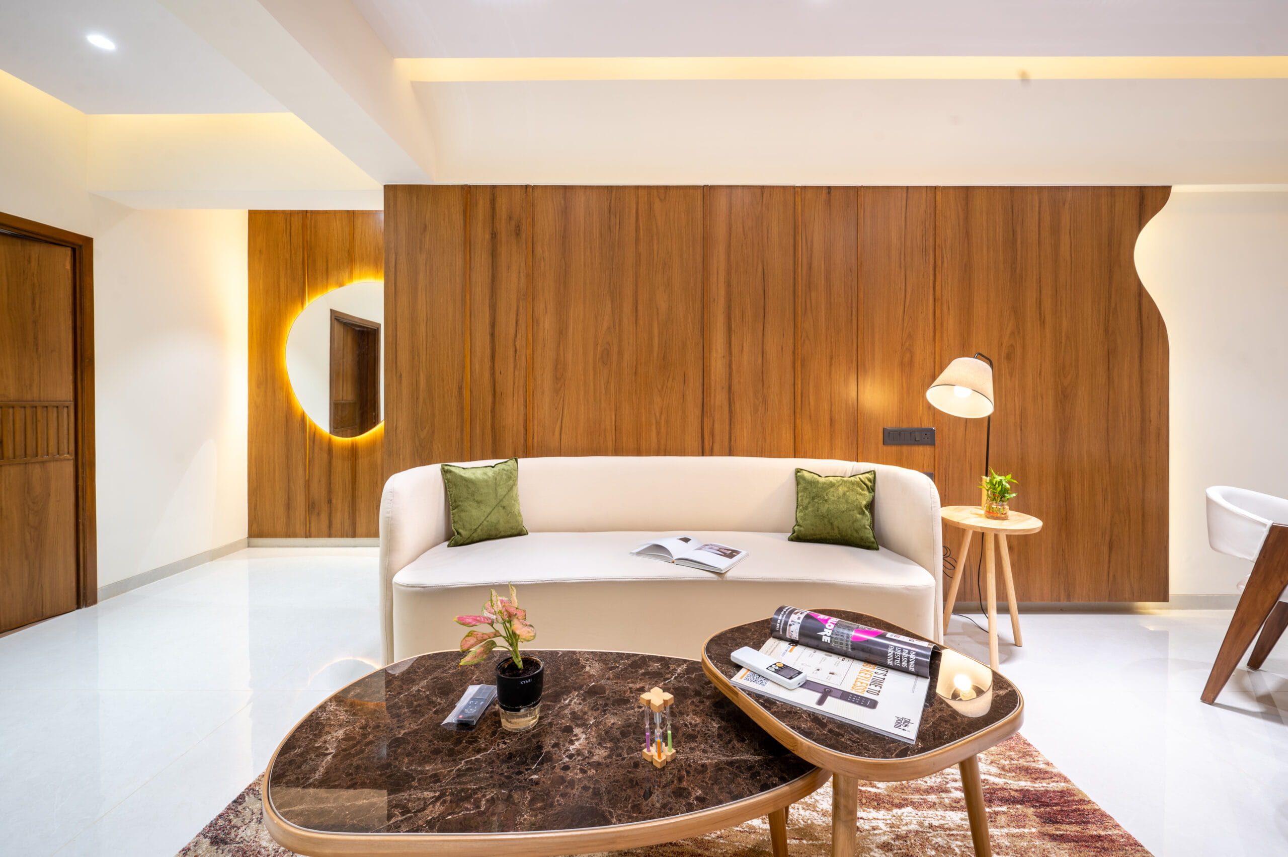 modern-living-room-with-curved-sofa.1.