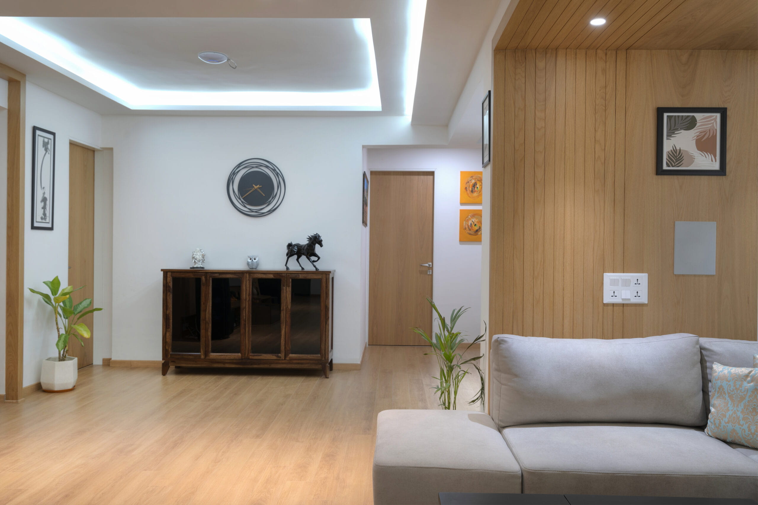 modern-reading-corner-with-lounge-chair