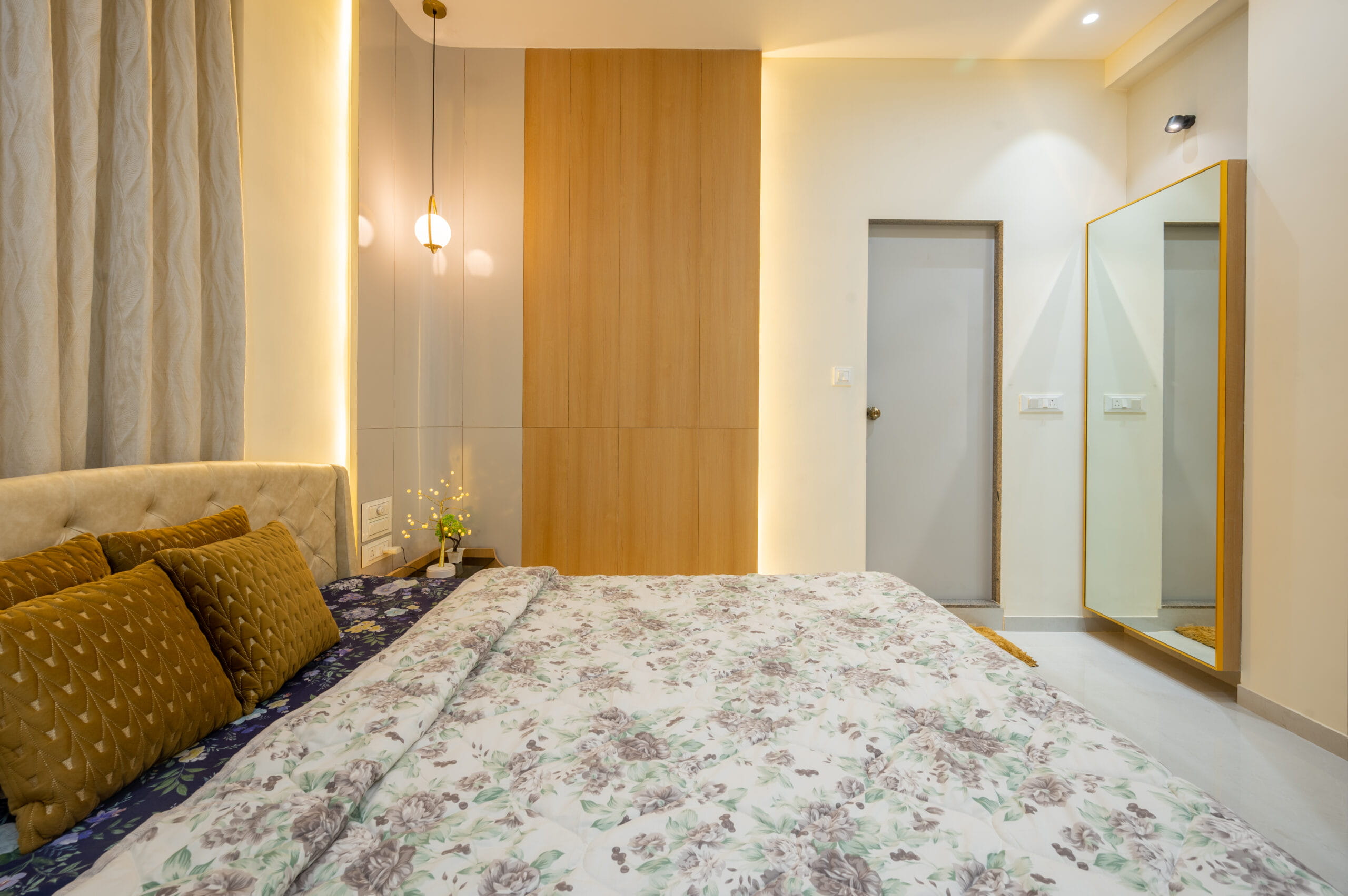 modern-white-bedroom-with-wooden-accents
