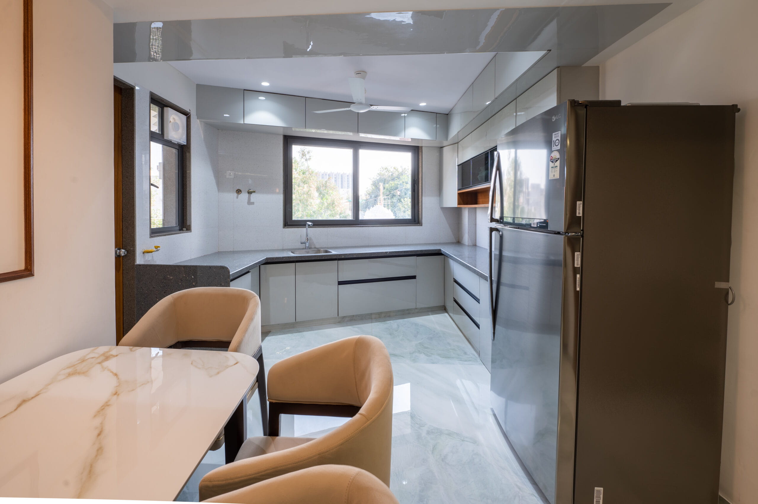 parallel-modular-kitchen-grey-finish.